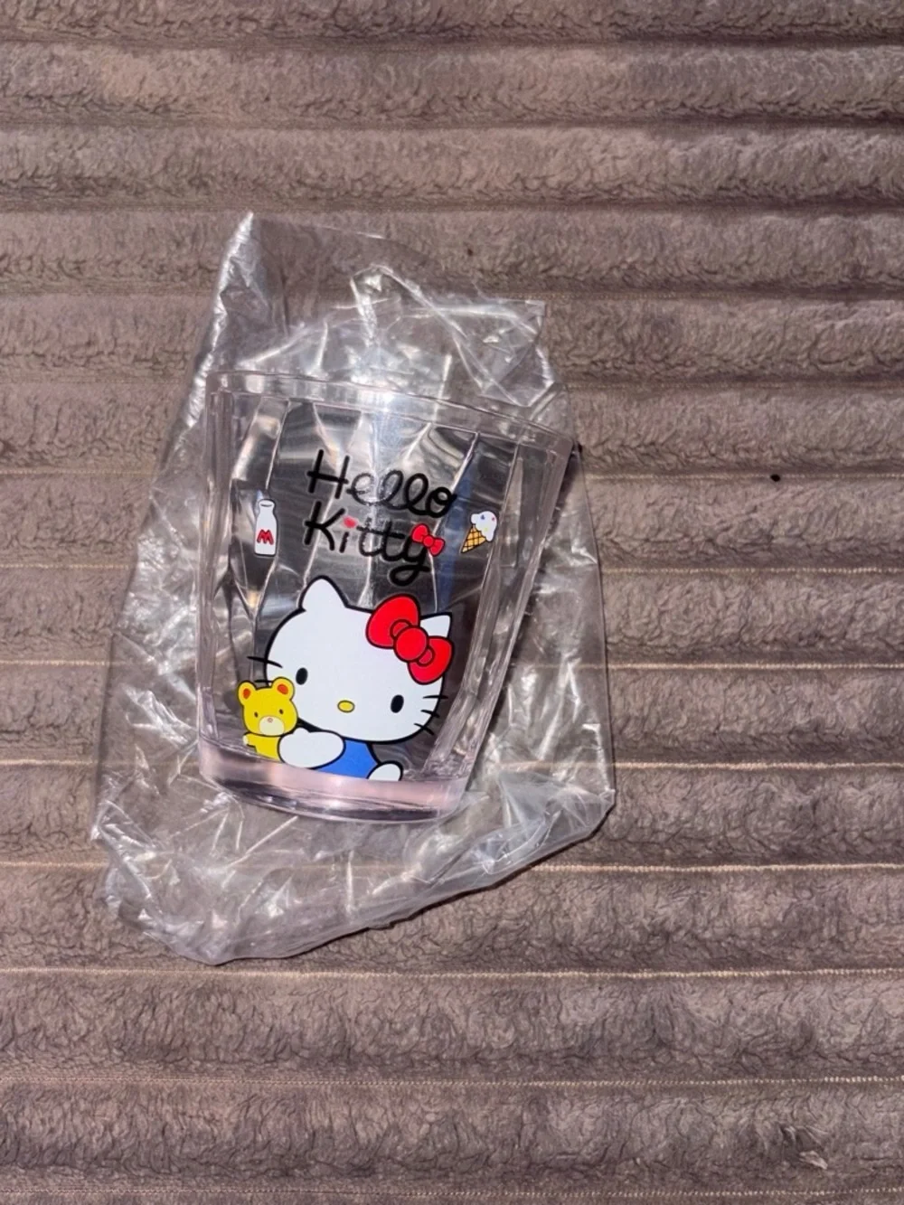Sanrio Hello Kitty Clear Plastic Party Cup - Red Bow